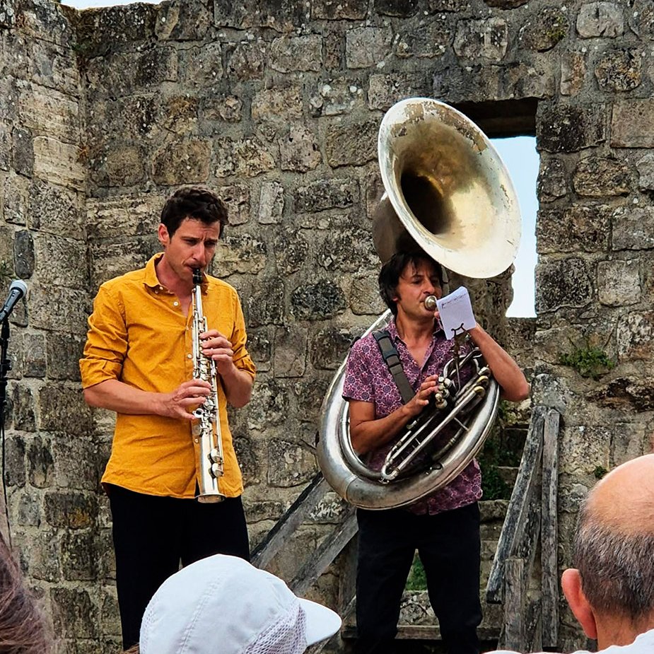 <strong></strong> <small>Tous droits réservés</small>